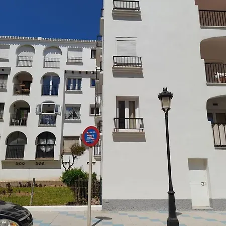 Bonito A 50 Metros De La Playa. Apartamento *