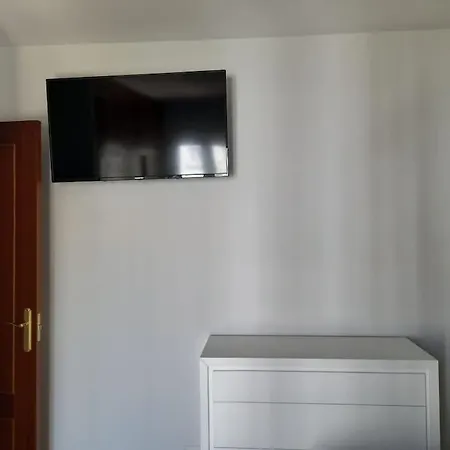 Bonito A 50 Metros De La Playa. Apartamento